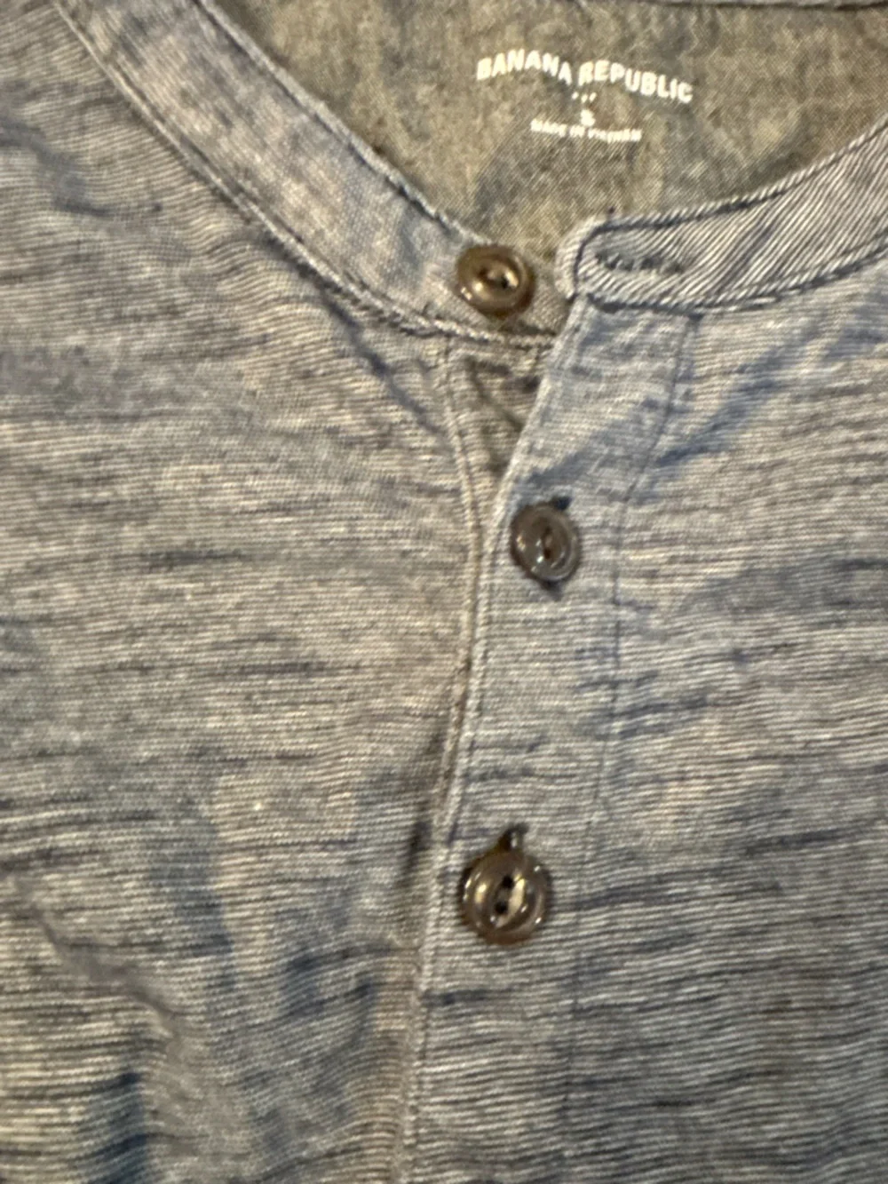 Banana Republic Men's Long Sleeve Henley - Heather Navy size small
